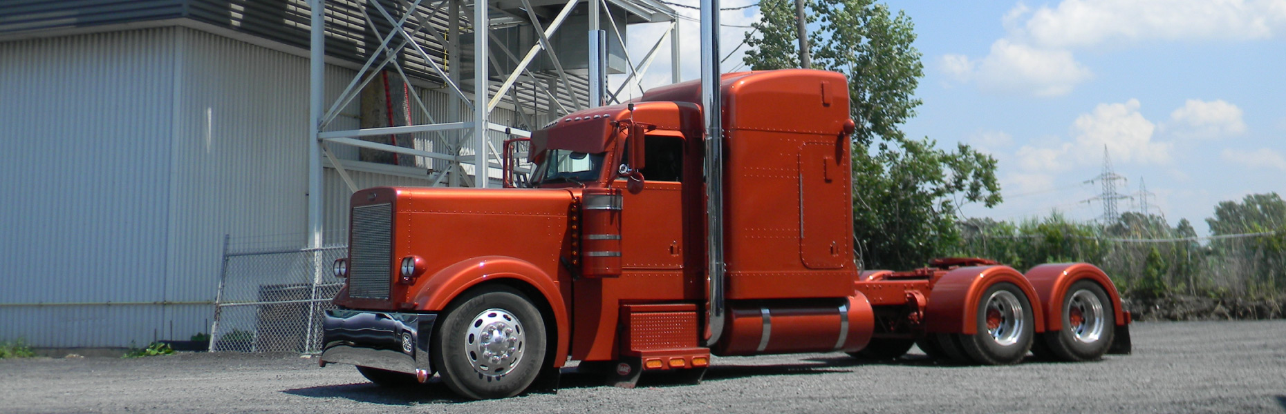 Carrosserie camion peterbilt